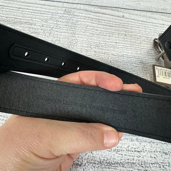 White Mountain Men's Black Textured Genuine Leather Belt Size 3XL ( 50-52) - Picture 2 of 6